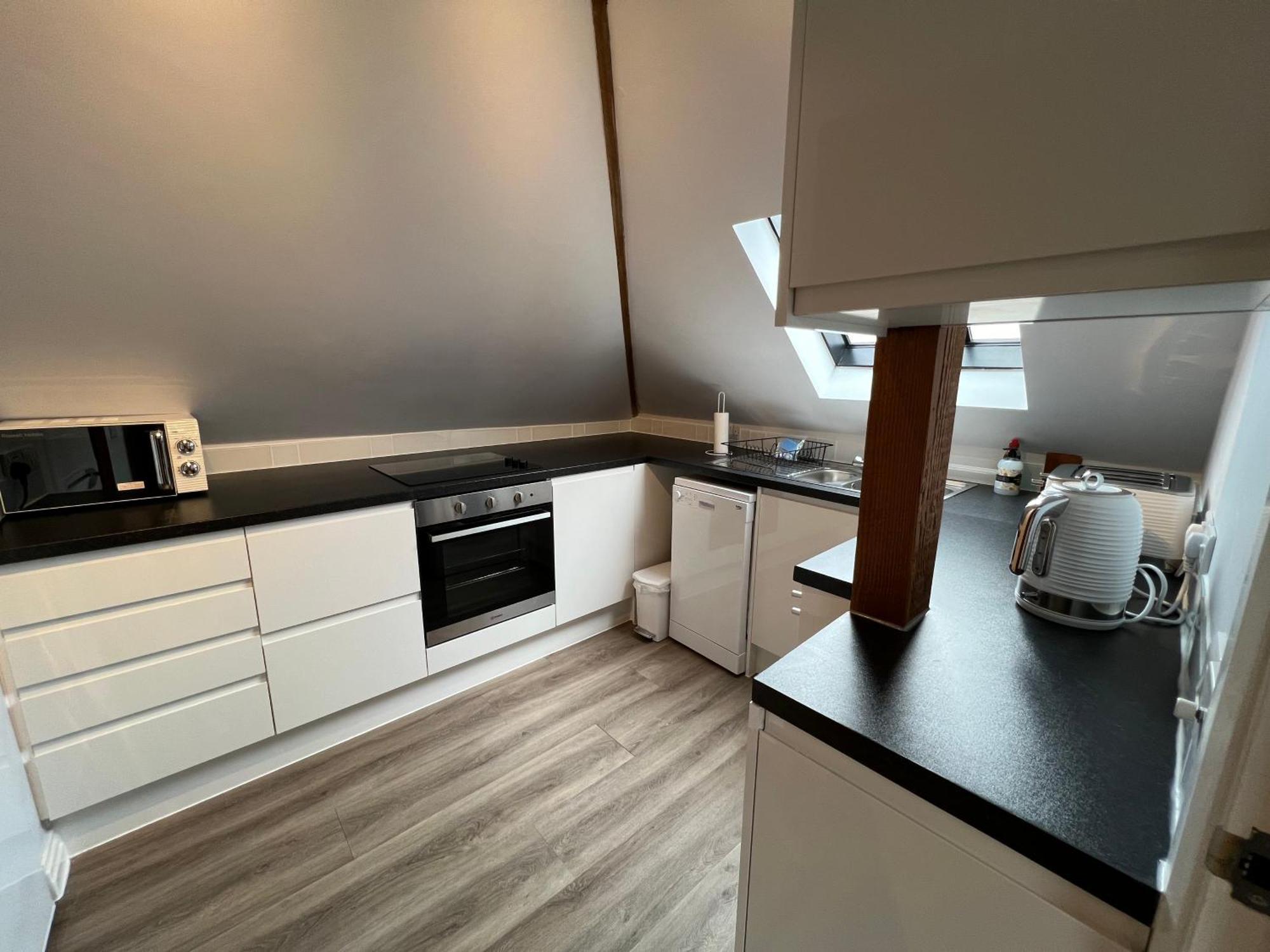 Glastonbury Secret Retreat - 1 Bd Split-Level Apt, Sleeps 3 Esterno foto